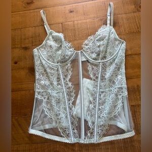 Victoria’s Secret Corset Bra Top Size Medium